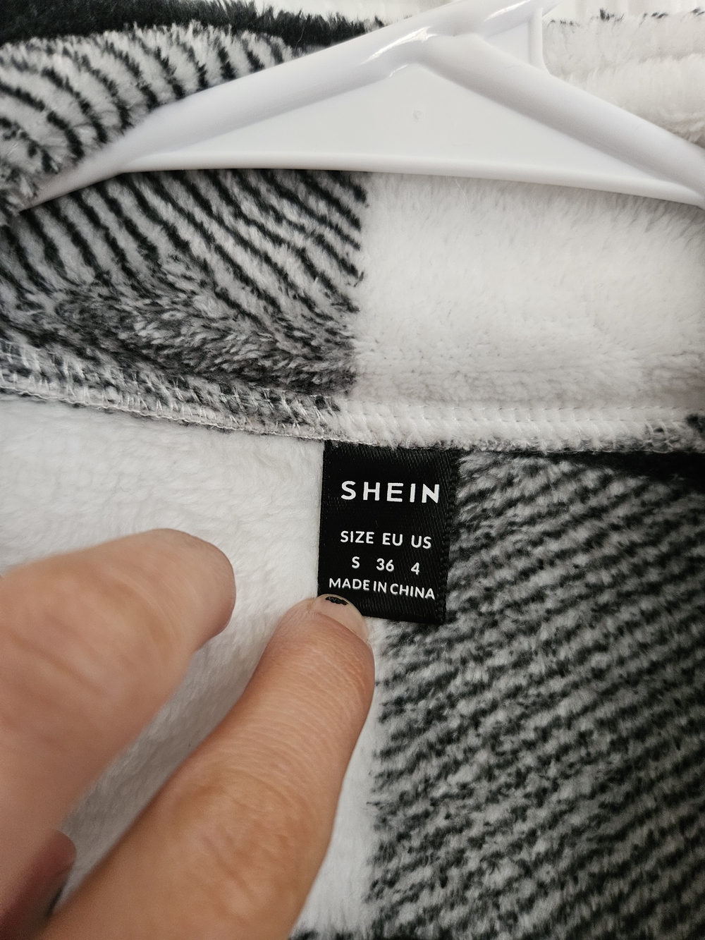 SHEIN Cozy Black & White Cropped Plaid Jacket - Picture 3 of 5